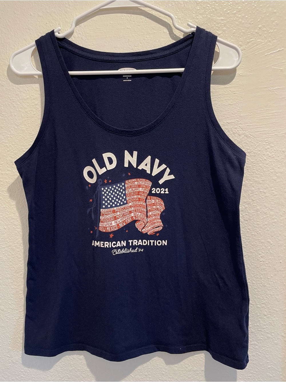 🎆 Women's Old Navy 2021 Flag Tee • American Tradition • S 🎆